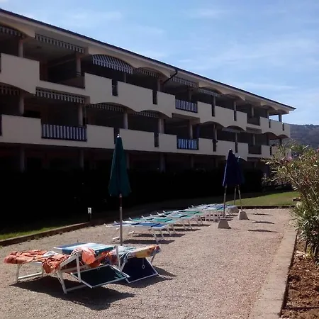 Bilocale Con Piscine A Capoliveri Casa de Férias *